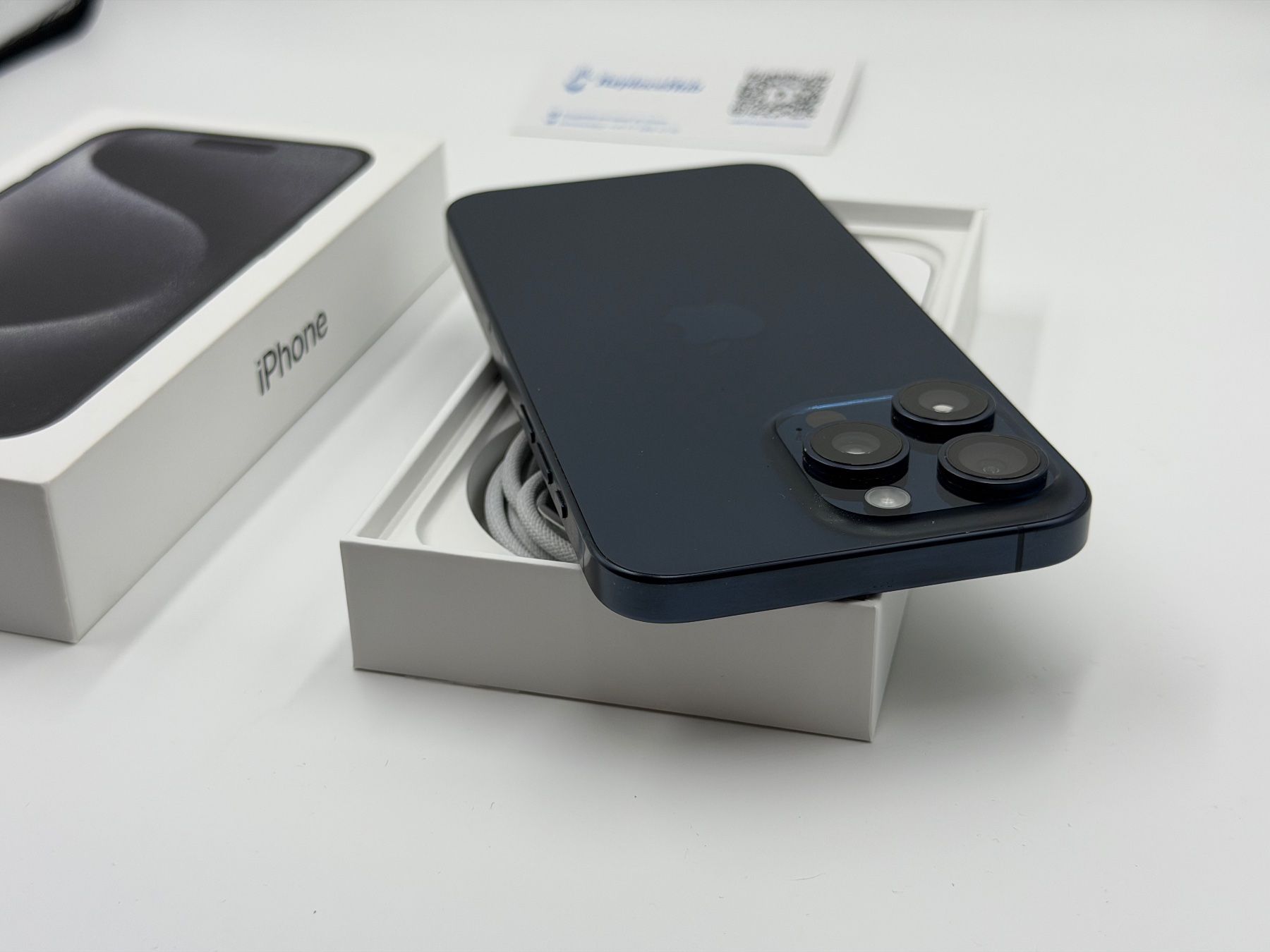 Apple Telefoni cellulari / Smartphones: Apple iPhone 15 Pro Max - 512 GB – Usato da Chur venduto da ReplaceHub