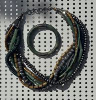 Langani Collier mit passendem Stein Armreifen