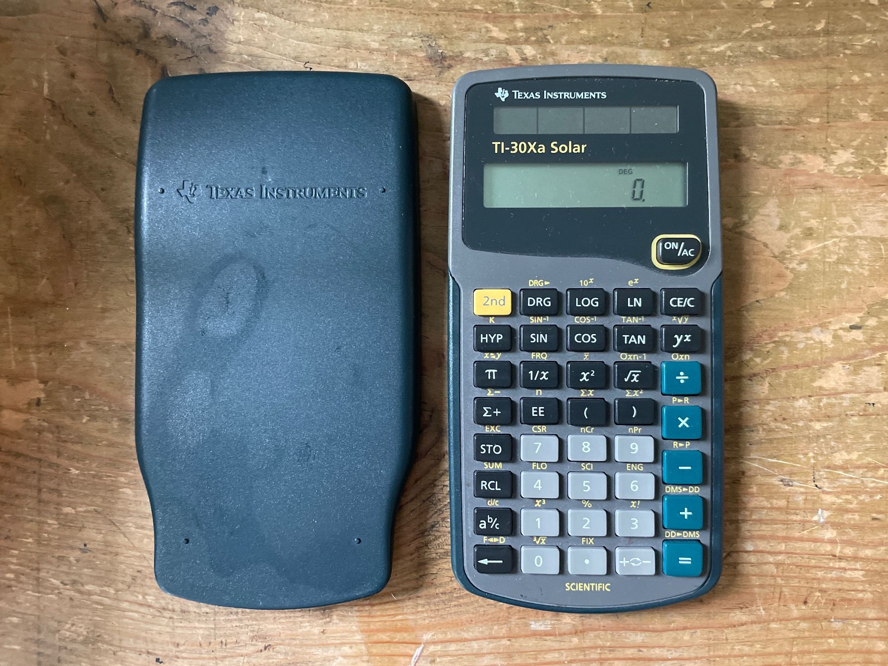 Texas Instruments Calcolatrici tascabili: Taschenrechner TI-30Xa Solar Texas Instruments – Usato da Winterthur venduto da cheerio97 1