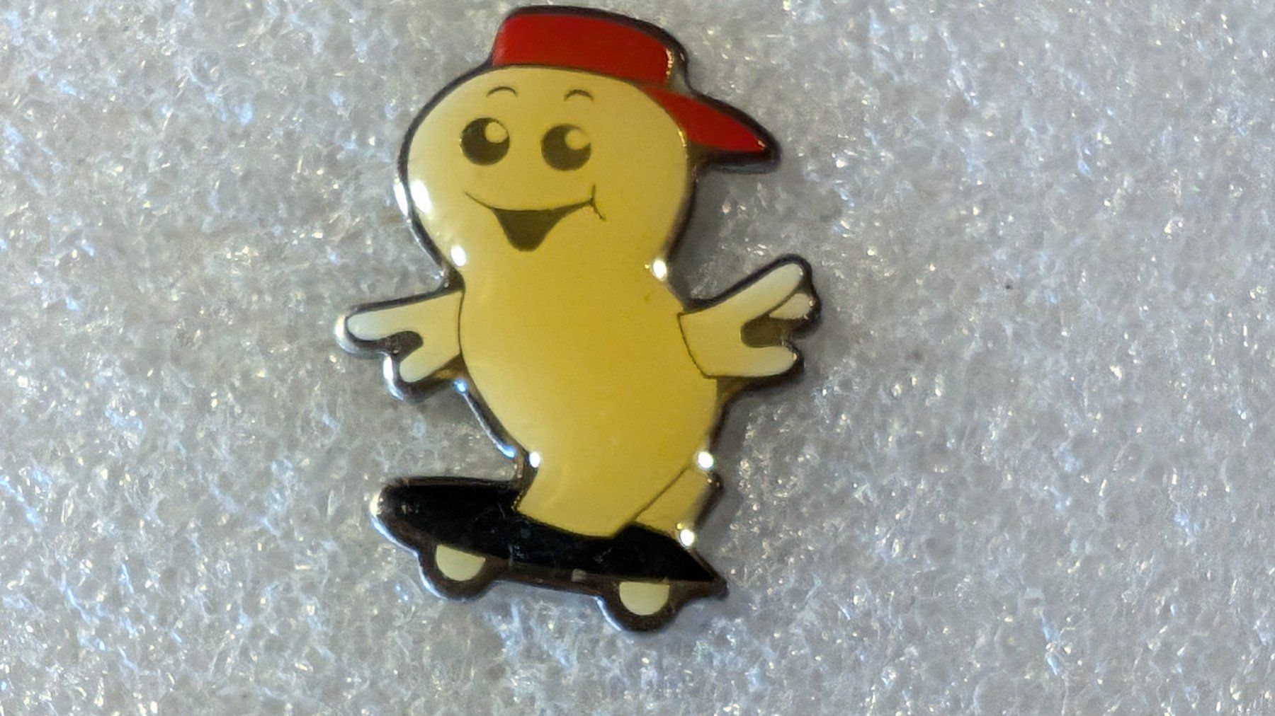 Placchette & Badge: Ansteckpin 225: Maga Bio – Usato da Oppligen venduto da Pin-Fall-Shop