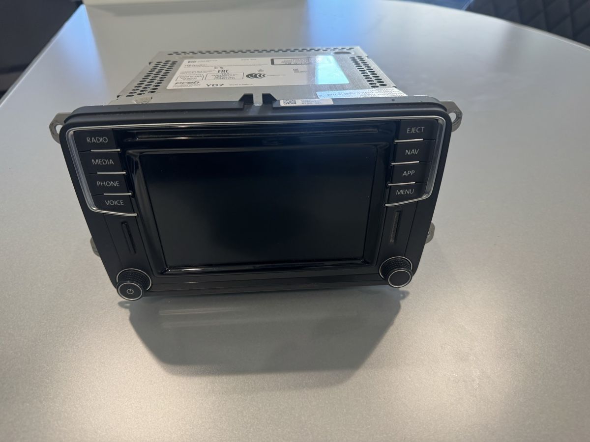 Navigation: Vw Seat Skoda Mib STD2 mit defektem Touchscreen!!! – Défectueux à Wimmis par Joma1212