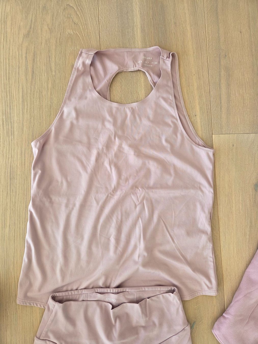 Oysho Kleiderpakete: Oysho Set Leggings, Top & Sweatshirt Light Pink (S/XS) – Gebraucht aus Rüschlikon von tiniweeeny 3