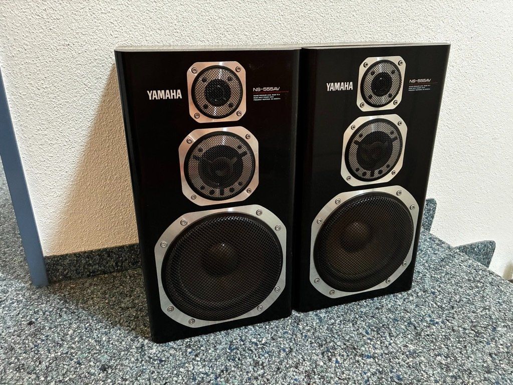 Yamaha Lautsprecher: YAMAHA Lautsprecher NS-555AV Paar – Gebraucht aus Hermetschwil-Staff von sch_z9nc