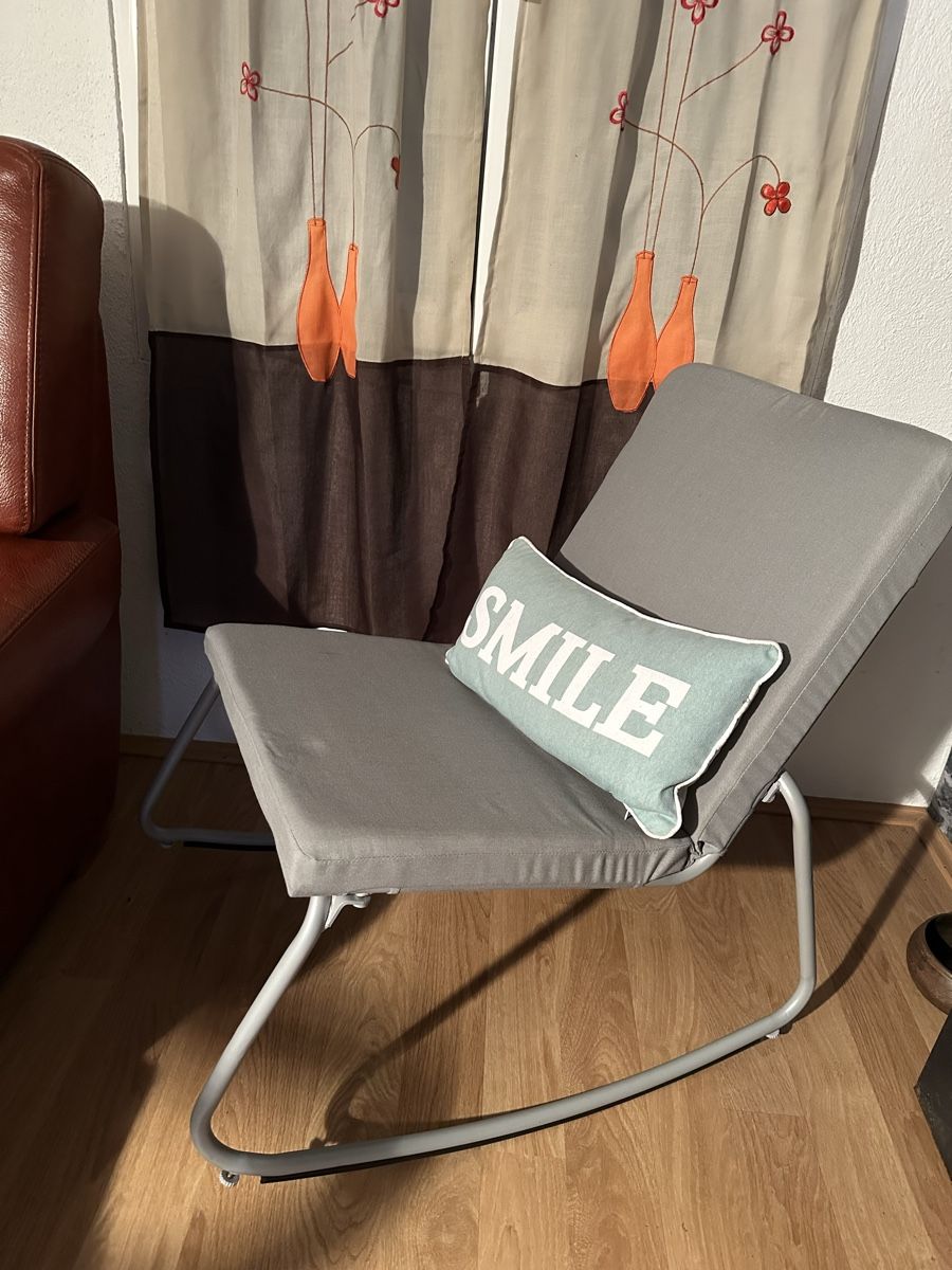 Sessel: Fauteuil à bascule, style scandinave – Neu (gemäss Beschreibung) aus Nuvilly von smi_6qtk 1