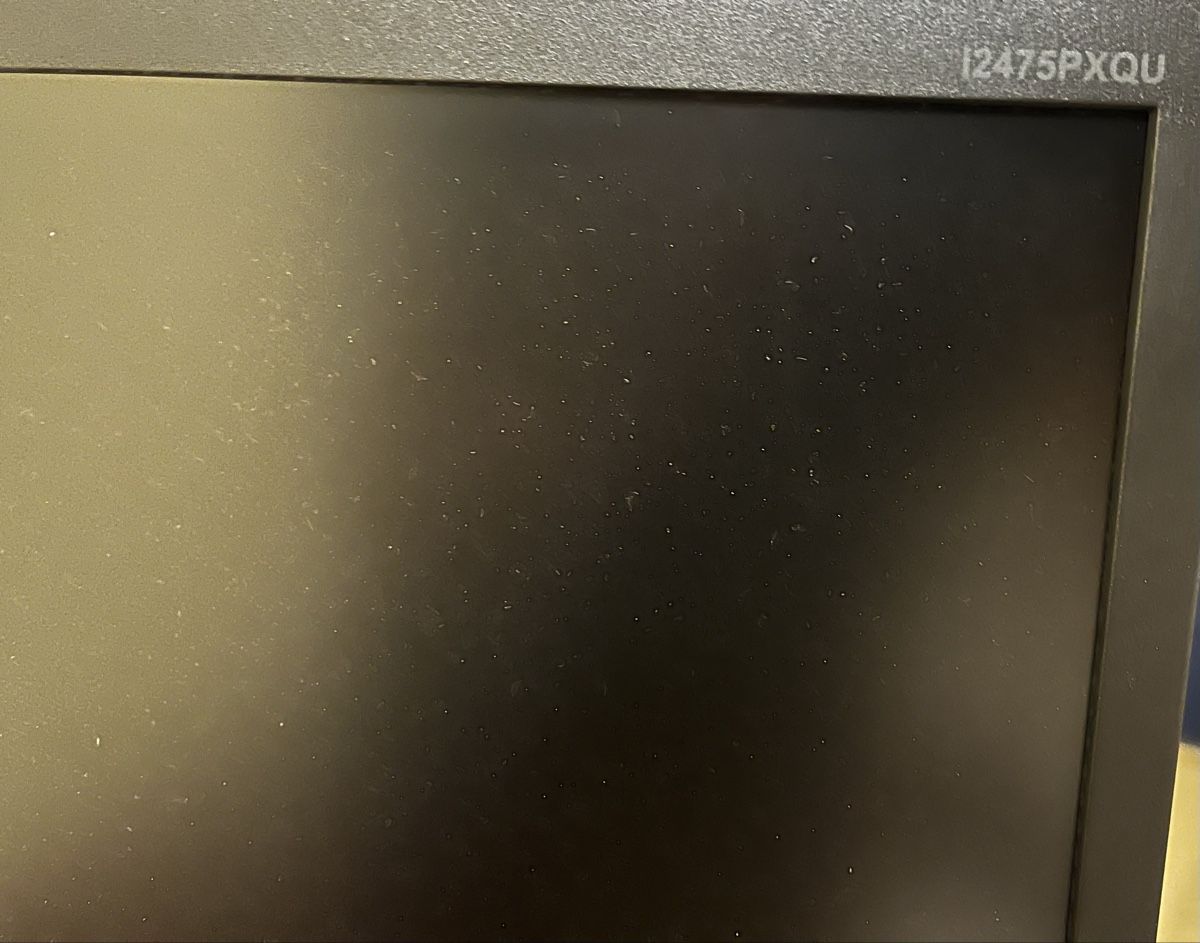 AOC Monitor: AOC Bildschirm inkl. USB und Strom Kabel – Usato da Meilen venduto da Feldmeilen 2