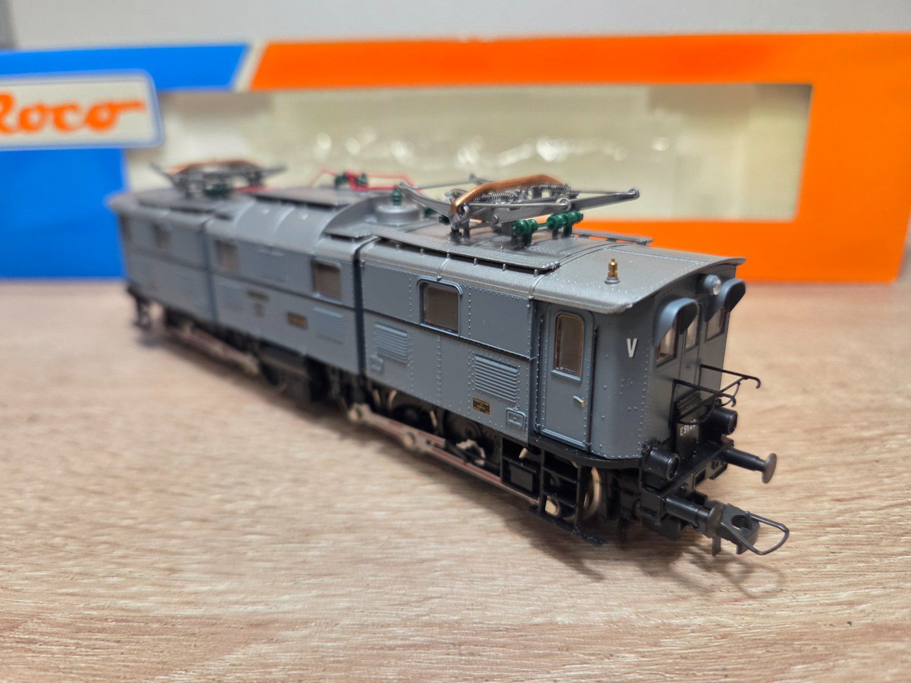 Roco Modelleisenbahnen: Roco 43427 E-Lok BR E91 DR H0 – Gebraucht aus St-Aubin-Sauges von Lo_Go 3