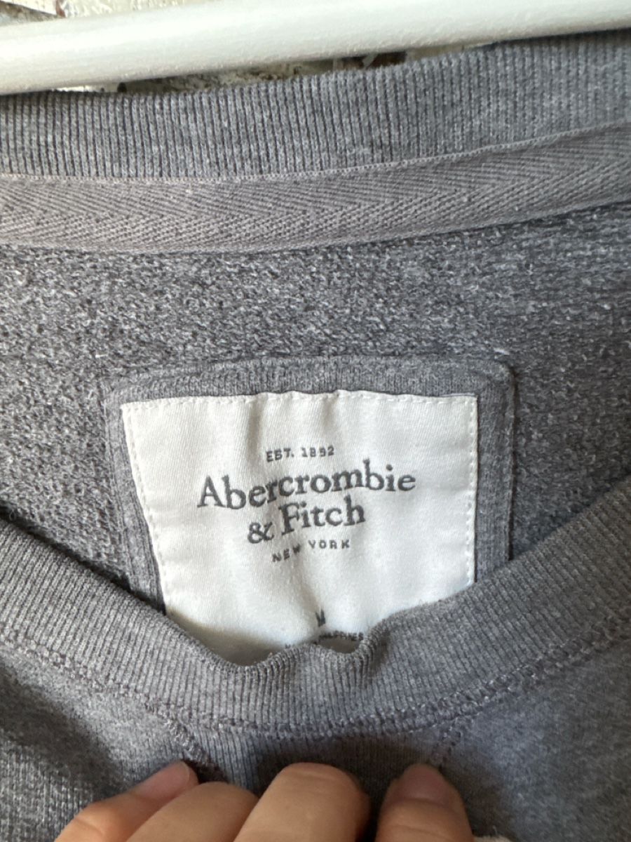 Abercrombie Pullover & Sweatshirts: Abercrombie & Fitch Pullover Grau Grösse M – Gebraucht aus Buchs ZH von Speedy01037 2