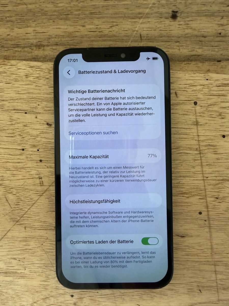 Apple Telefoni cellulari / Smartphones: Apple iPhone 12 schwarz 256GB – Usato da Bassersdorf venduto da Joe_56lh 2