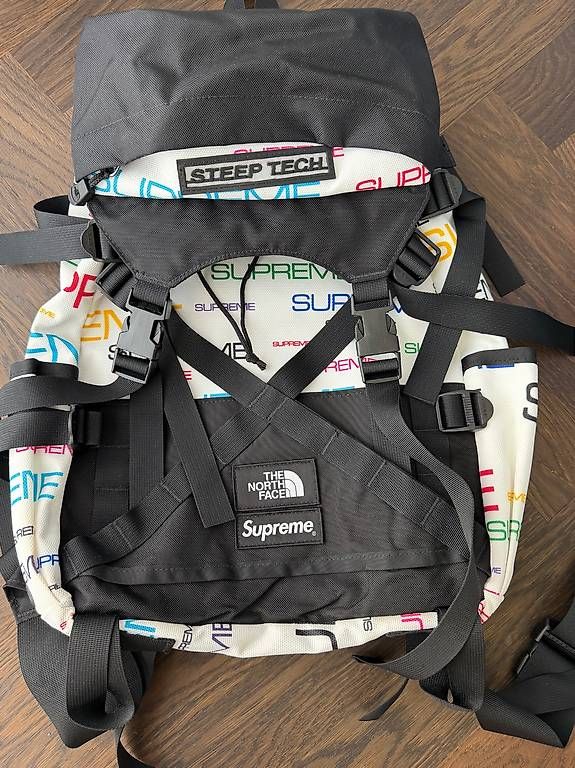 Supreme Rucksäcke: Supreme x The North Face Rucksack – Gebraucht aus Dübendorf von jor_ztb6 3