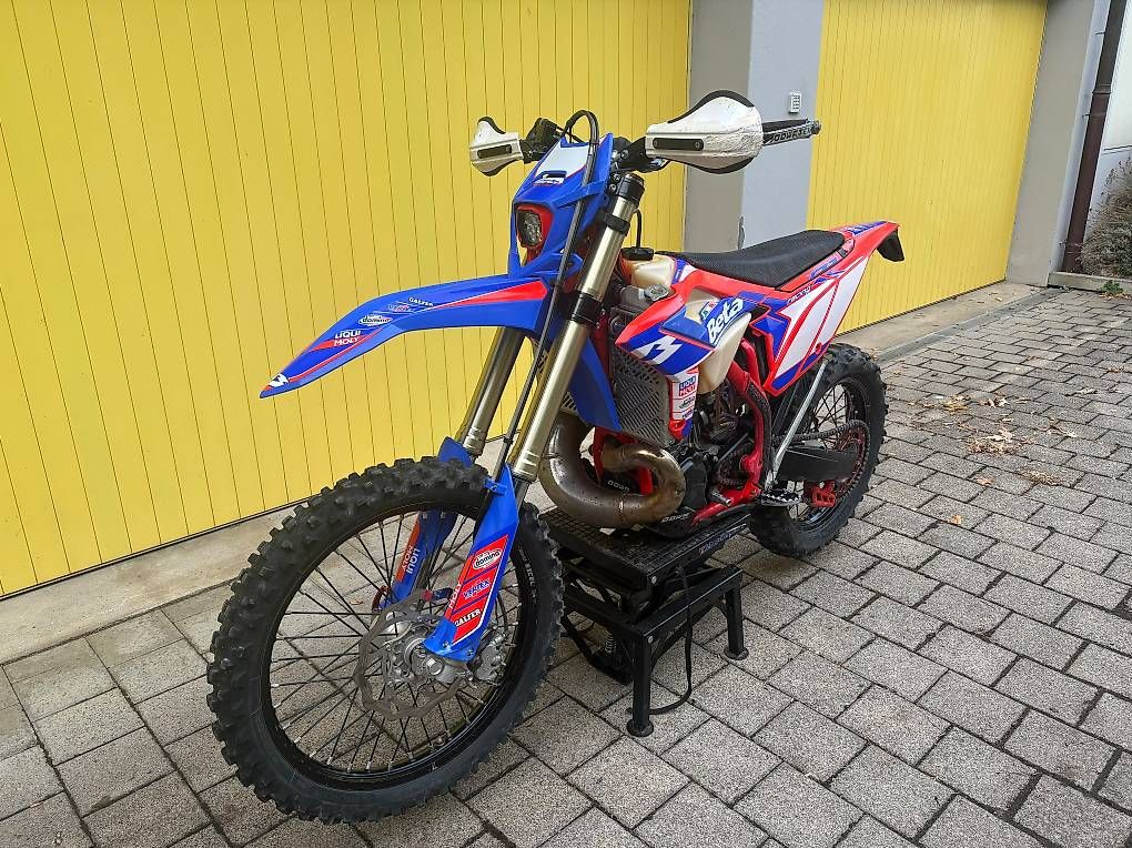 Enduro: Beta RR 300 Racing 2024 – Gebraucht aus Bülach von Husaberg103