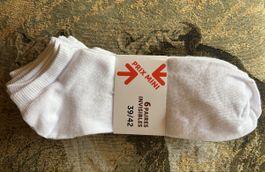 6 Paar Socken weiss Grösse 39 bis 42 neu