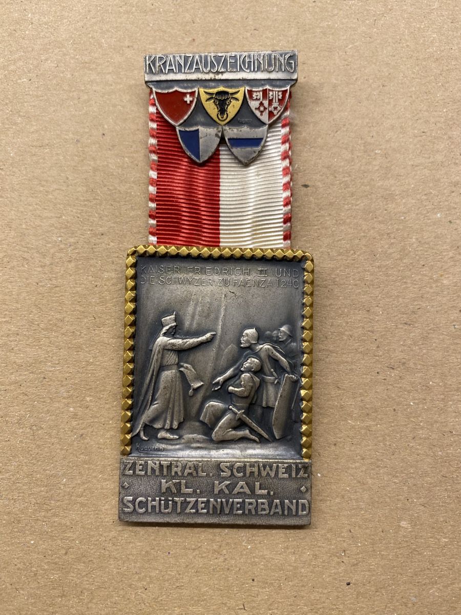 Medaglie: Zentralschweizer Kl Kal Schützenverband – Usato da Nusshof venduto da Cardinal7