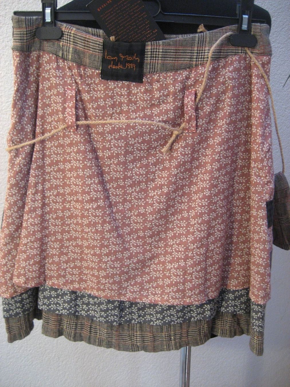 Gonne: Jupe Ian Mosh taille S, neuve – Nuovo e nell'imballaggio originale da Delémont venduto da marryb 4