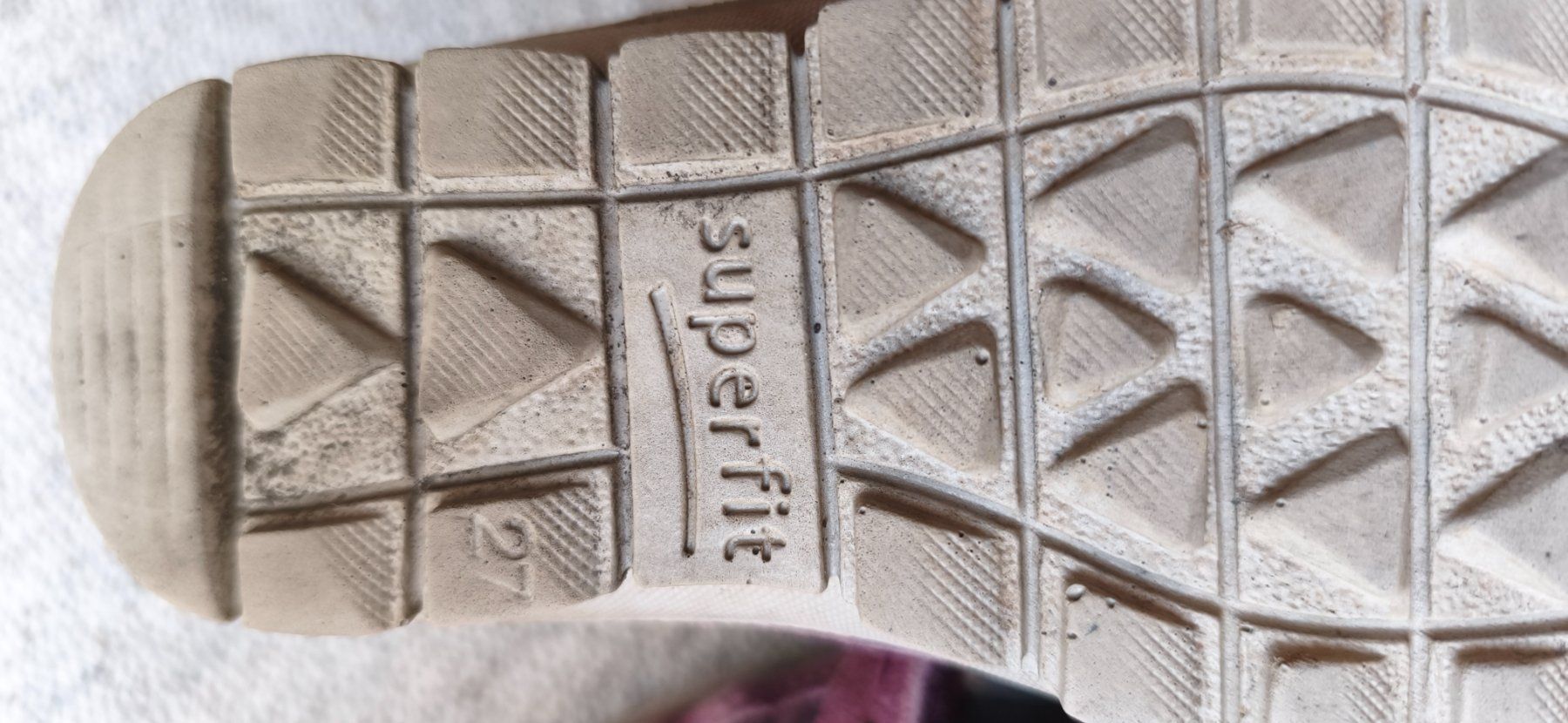 Superfit Scarpe per ragazze: Winterstiefel Mädchen – Usato da Winterthur venduto da OldShatterhand1. 1