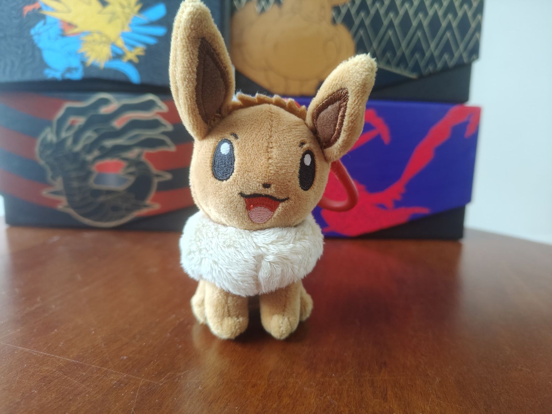 Pokémon Carte collezionabili: deck Pokemon (vide) et peluche – Nuovo (secondo la descrizione) da Plan-les-Ouates venduto da Mathias_c 1