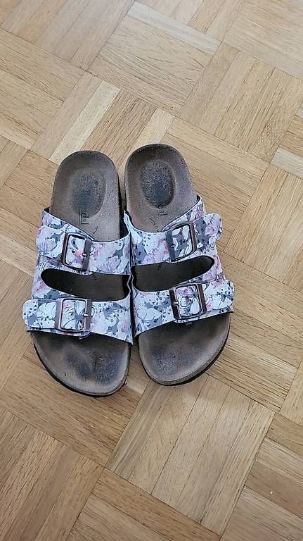 Schuhe für Mädchen: Finken/Hausschuhe Gr. 36 – Gebraucht aus Rorschacherberg von Maku007