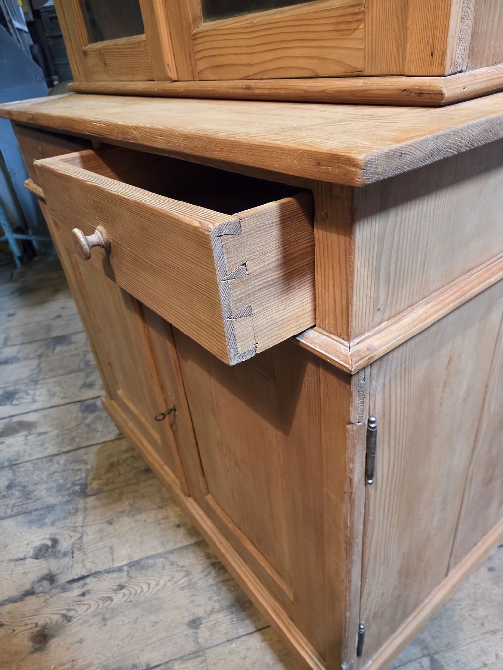 Credenze: Küchenbuffet Tannenholz – Usato da Herisau venduto da Strahlkraft 2