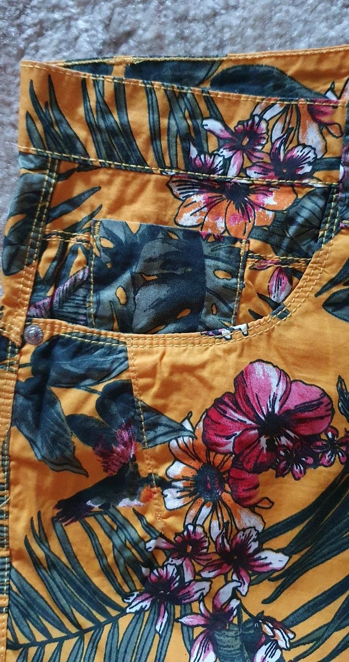 Pantalons: Street One Gemusterte Shorts, Gr.42 – Neuf (Voir description) à Unterentfelden par LookoutMt 2