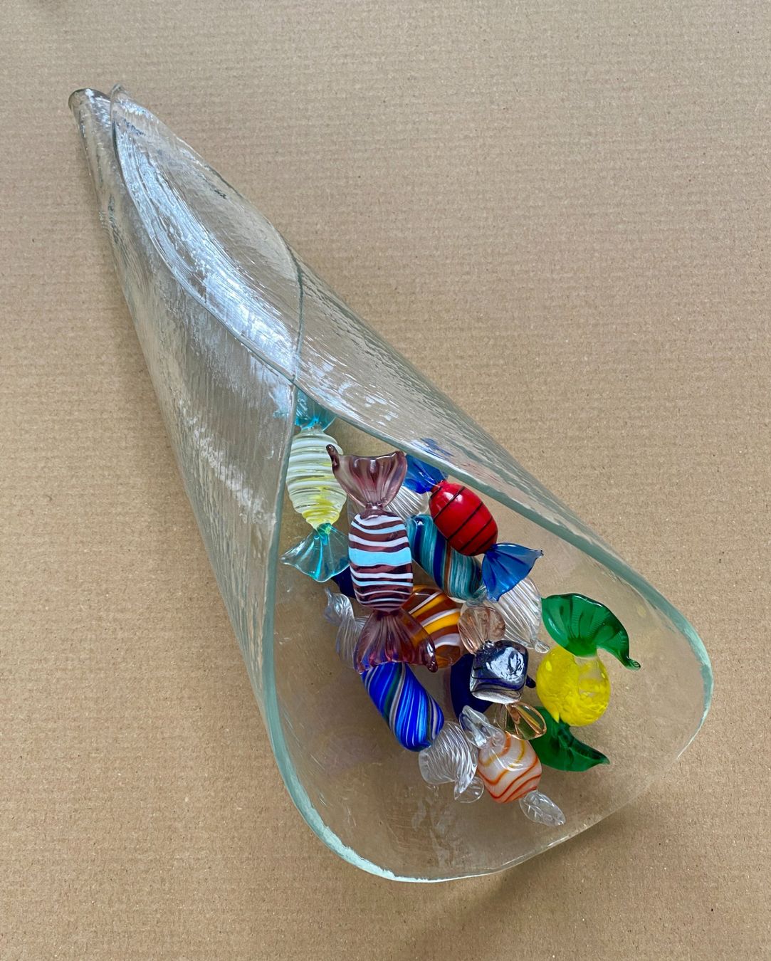 Glasi Hergiswil Gläser: Hergiswiler Glas-Cornet mit Glastäffeli – Gebraucht aus Allschwil von