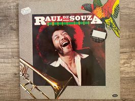 A340/Raul de Souza – Sweet Lucy