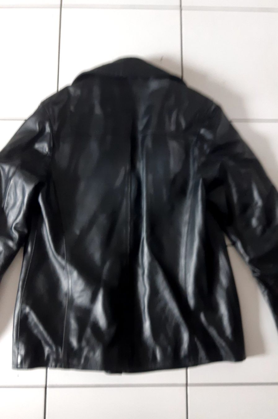 Giacche: Leder Jacke – Usato da Liebefeld venduto da Straycats 1