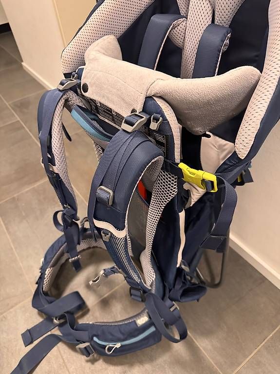Deuter Marsupi portabebè: Deuter Kindertrage Kid Comfort Pro – Usato da Domat/Ems venduto da dile1 2