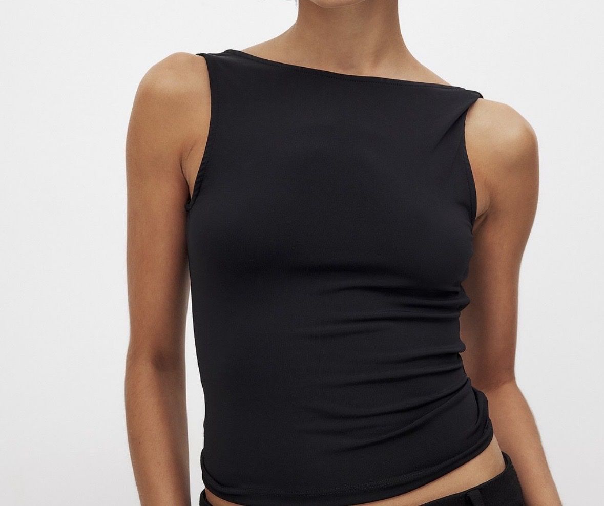 Tops: Oberteil mit Etikett s – Neuf avec emballage d'origine à Pfaffhausen par Klaras_second_hand 1