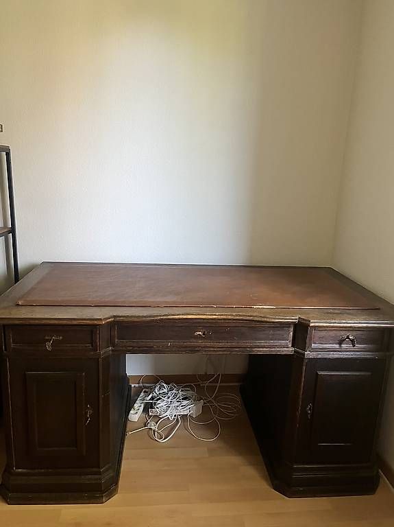 Bureaux: Antiker Schreibtisch – D'occasion à Bern par Zejay 3