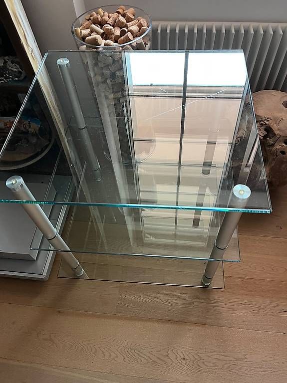 Wandhalterungen: Hifi-Rack oder Gestell – Gebraucht aus Kilchberg ZH von Jaysteve