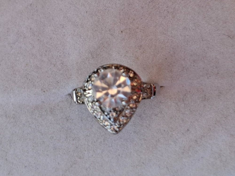 Ringe: modischer Damenring mit Strass Gr. 18 mm, 6 Gramm – Neu (gemäss Beschreibung) aus Münchenbuchsee von babilibern 3