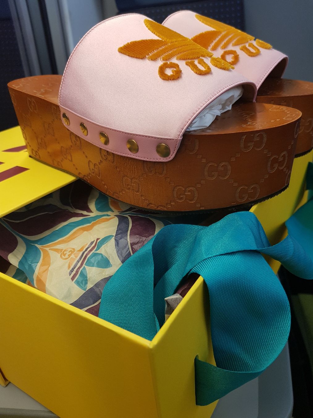 Gucci Scarpe da donna: Mules Gucci – Nuovo e nell'imballaggio originale da Genève venduto da Cinely 5