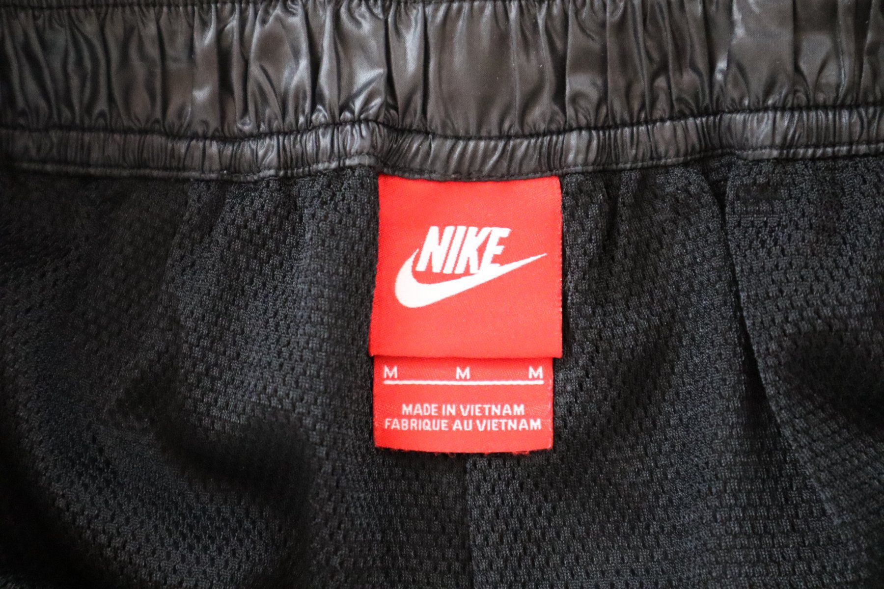 Nike Hosen: Trainerhose / Homewear, Nike, Gr. M, schwarz – Neu (gemäss Beschreibung) aus Wattwil von diamant1 1