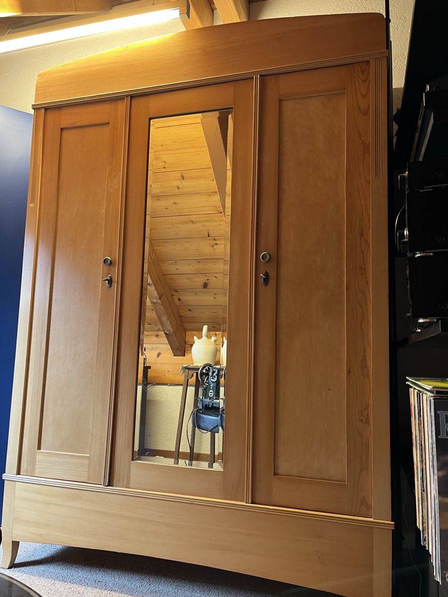 Armadi: Kleiderschrank  – Usato da Tenniken venduto da Bombadil8