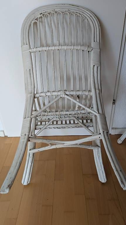 Stühle: Alter Rattanstuhl  – Gebraucht aus Bremgarten b. Bern von Flintli 2