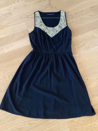 Sommerliches, schwarzes Kleid von Even&Odd, Grösse S