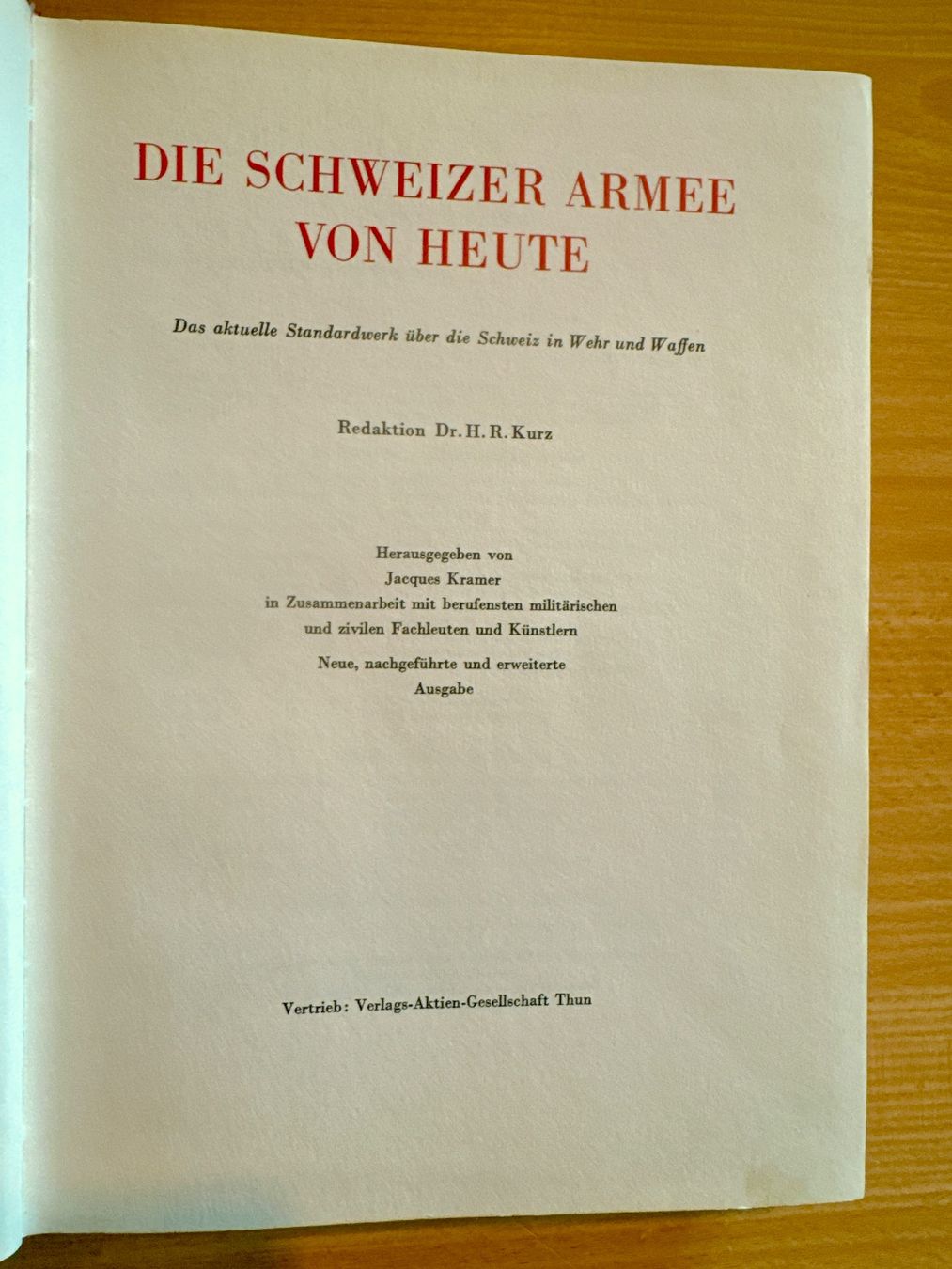 Bücher: Die Schweizer Armee von Heute, Standardwerk – Gebraucht aus Muttenz von denise06 1