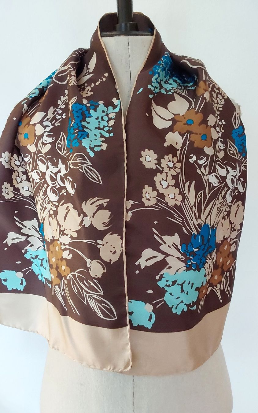 Foulards, Tücher & Schals: Seidenfoulard Vintage – Gebraucht aus Köniz von scopello12 1