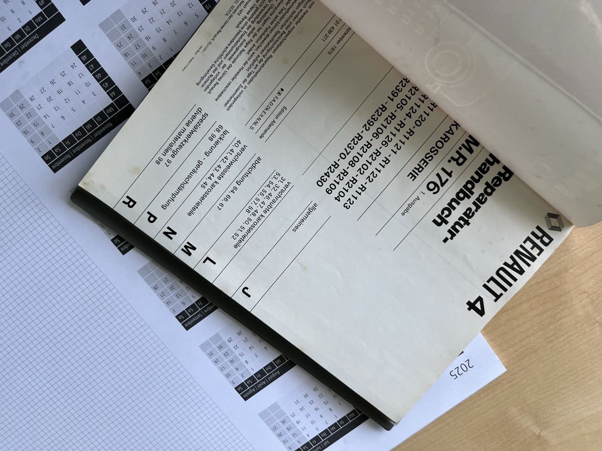 Libri: Renault 4 Reparaturhandbuch – Usato da Kräiligen venduto da tisala 3