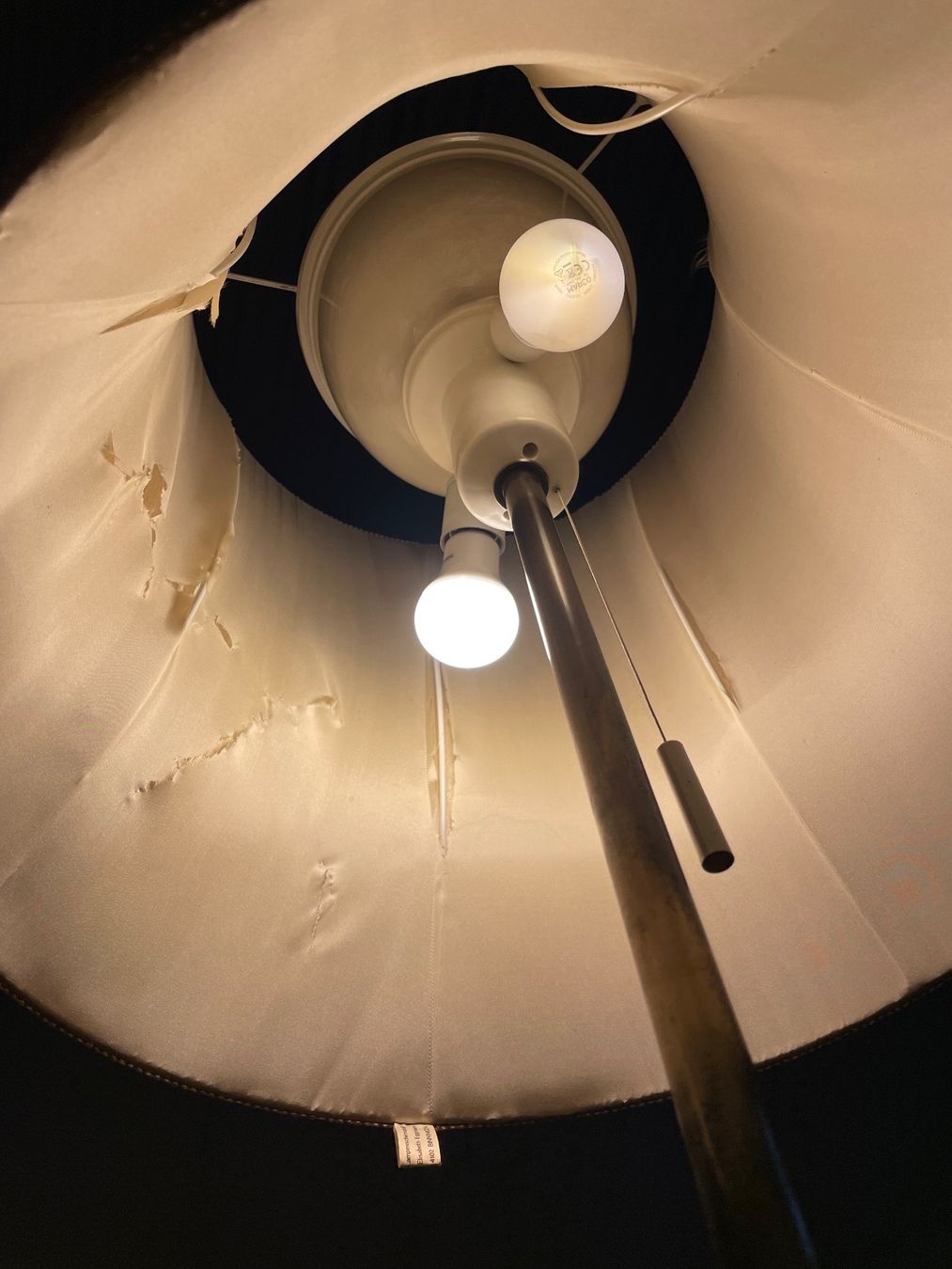 Lampade: Mid Century Ständerlampe aus Messing – Usato da Bern venduto da Modern-Era 7