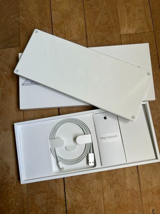 Tastiere: Apple Magic Keyboard wie neu inkl. OVP – Usato da Zürich venduto da tomgreenius 1