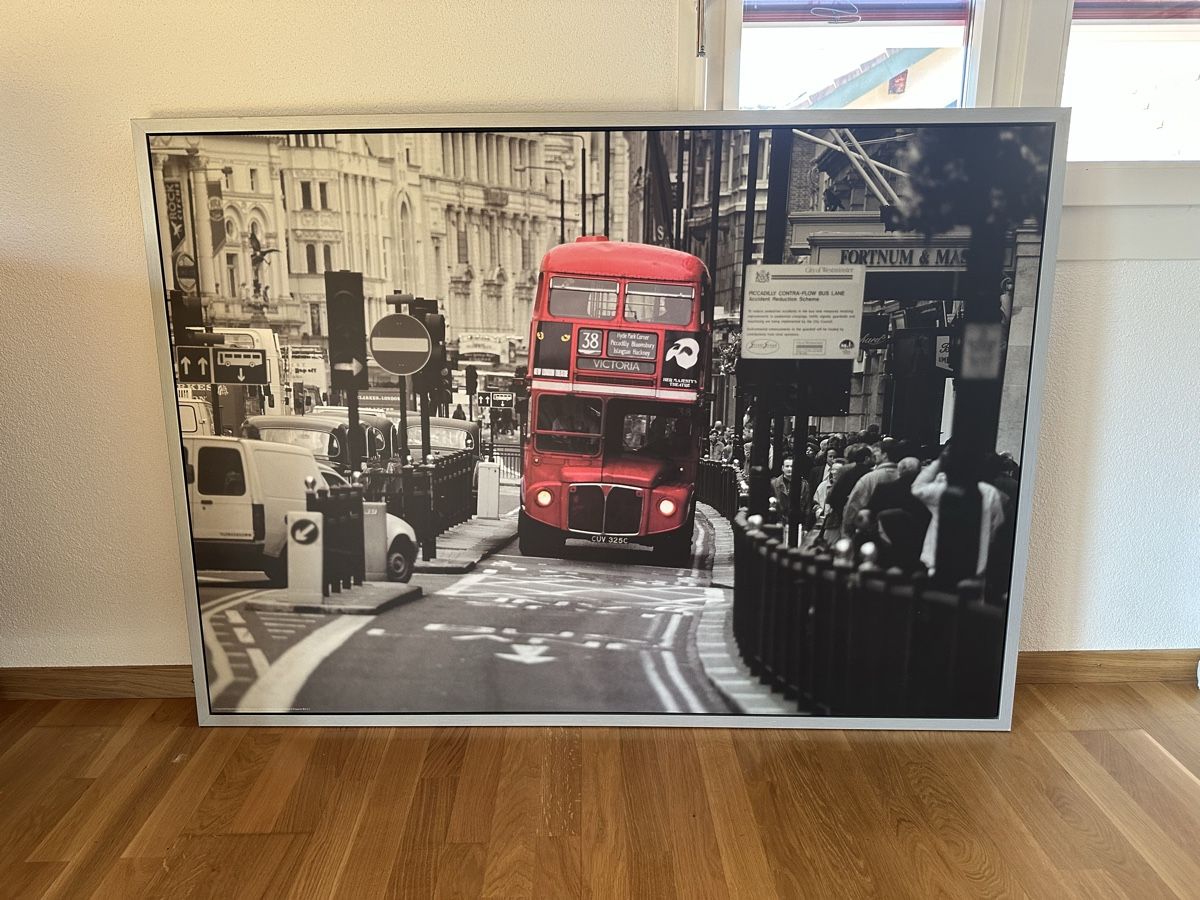 Poster & Bilder: Grosses London Bild mit Rahmen, 100x140cm – Neu (gemäss Beschreibung) aus Biglen von lisipeasy
