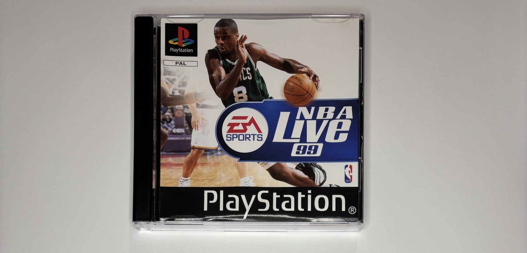 Sony Giochi: PS1 - NBA Live '99 – Usato da Allschwil venduto da Bullach
