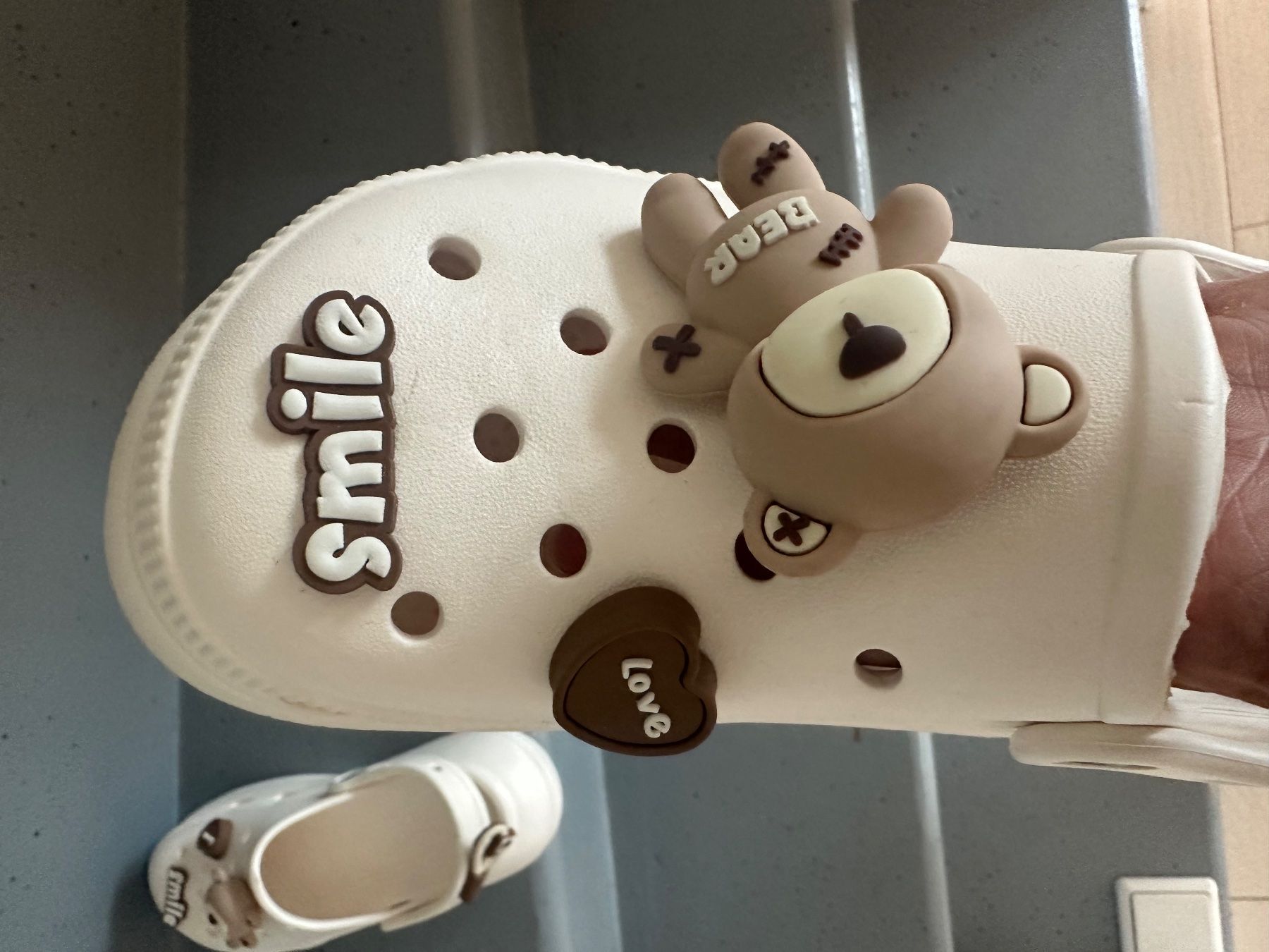Scarpe per ragazze: Clogs – Nuovo (secondo la descrizione) da Wollerau venduto da bod_25yw 7