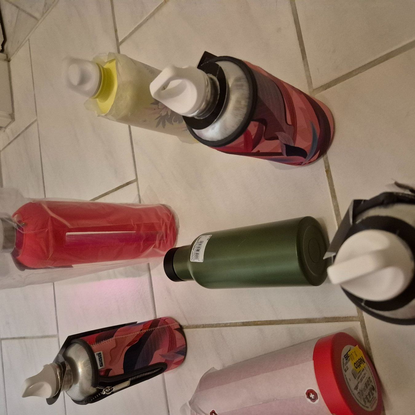 Sigg Borracce & Thermos: SIGG Bottle Getränkeflaschenset – Nuovo e nell'imballaggio originale da Arni AG venduto da kurtrmeier 2