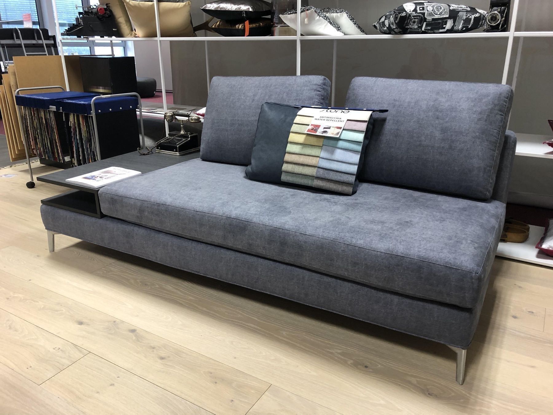 Divani: Polstersofa Samoa mit Couchtisch – Nuovo (secondo la descrizione) da Küssnacht am Rigi venduto da domusinterior 1
