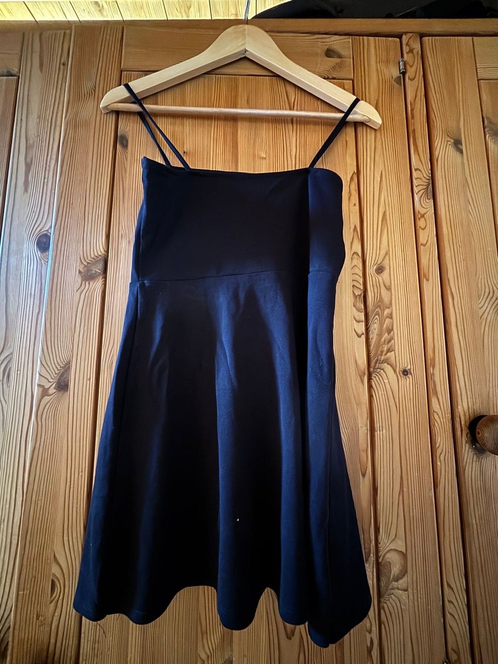 H&M Robes: Minikleid – Neuf (Voir description) à Isenthal par lab_n5qz 1