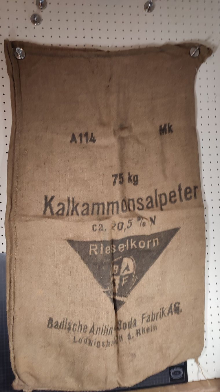 Tessuti: Wunderschöner alter Jutesack Nr 9  Kalkammonsalpeter – Usato da Gelterkinden venduto da MYSTOREFORYOU4460 1