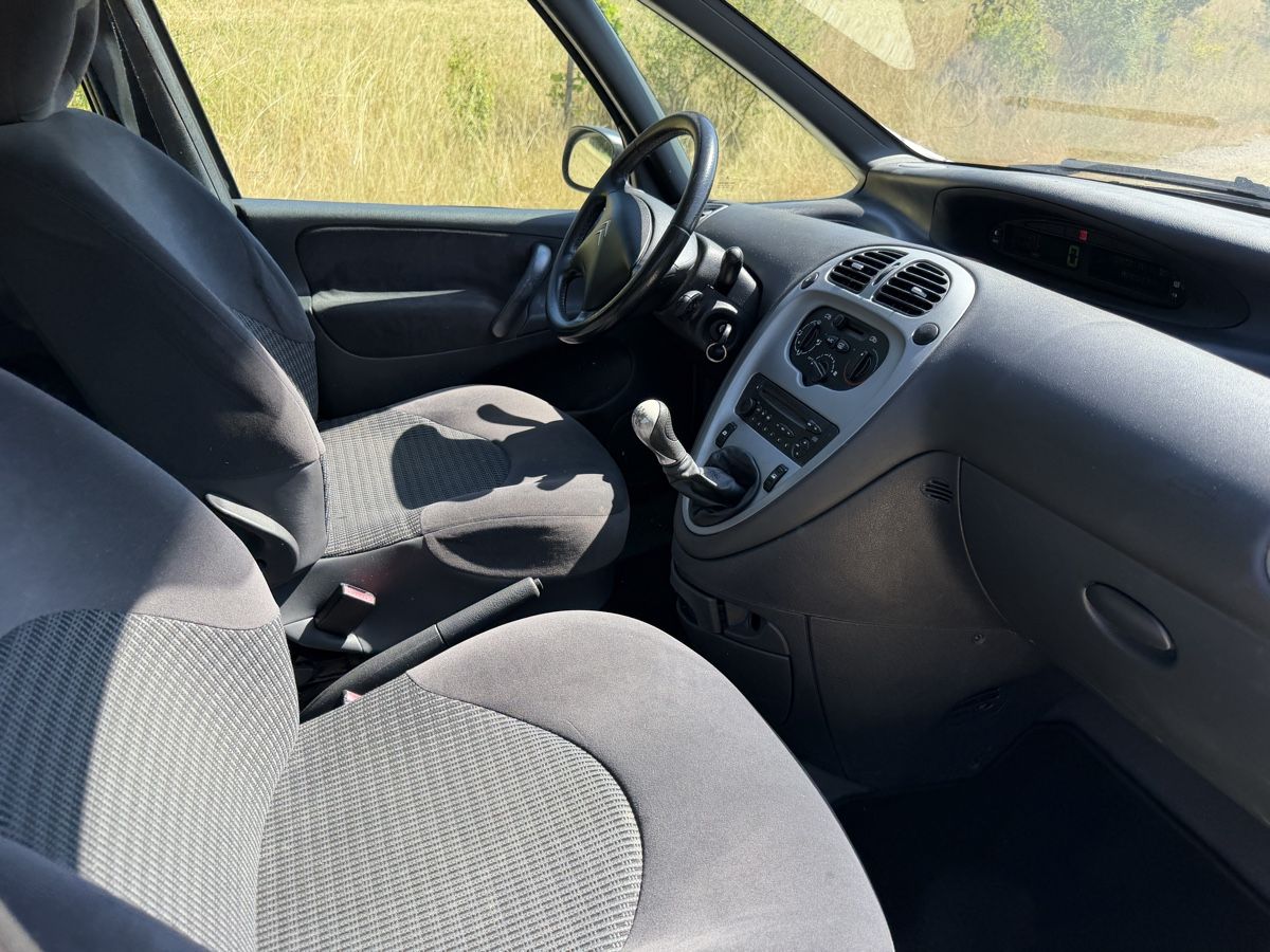Citroën Automobili: Citroen Xsara Picasso 1.6 – Usato da Aarberg venduto da nany17 8