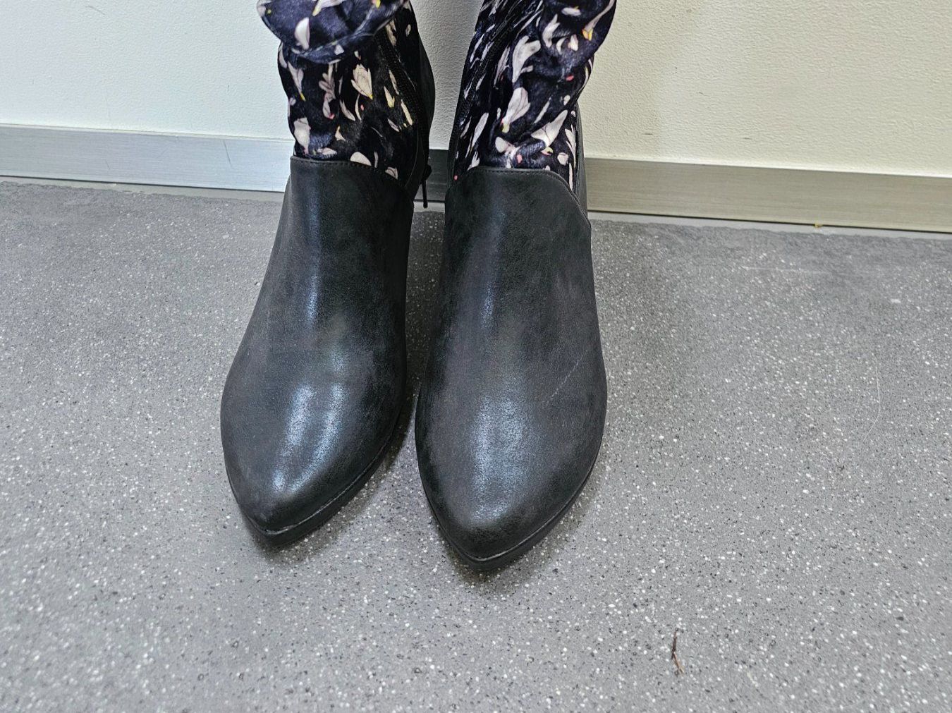 Scarpe da donna: Stiefel aus Leder und Stoff, Ruby Shoo UK6 oder 39 – Nuovo (secondo la descrizione) da Mönthal venduto da Creativchaos 6