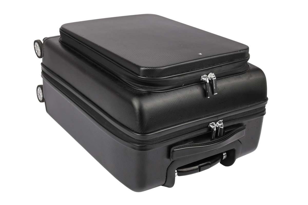 Montblanc Valigie: Montblanc black cabin luggage – Nuovo (secondo la descrizione) da Bonstetten venduto da Denitza87 3